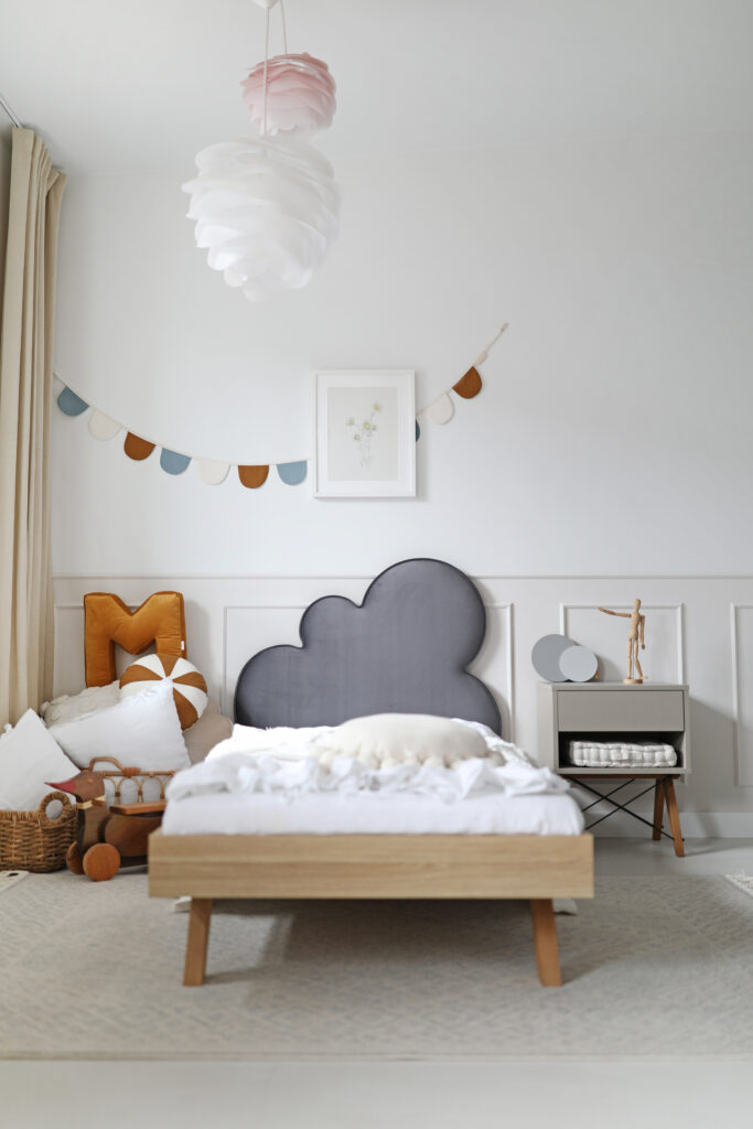 Łóżko Dziecięce Chmurka CLOUD LEGS BASIC