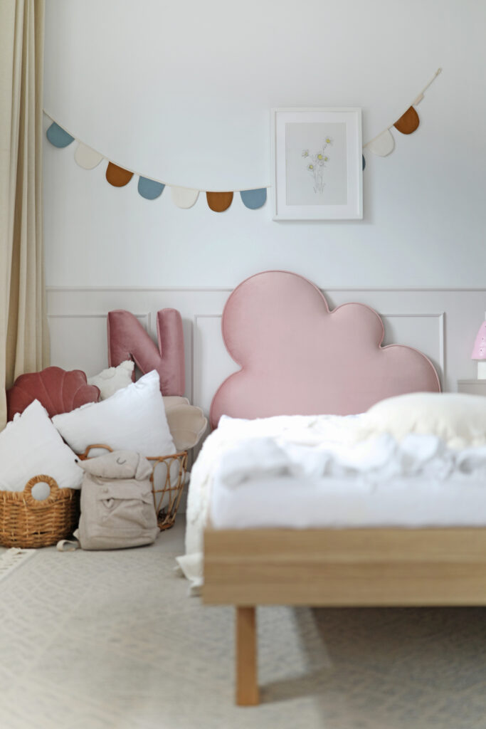 Łóżko Dziecięce Chmurka CLOUD LEGS BASIC