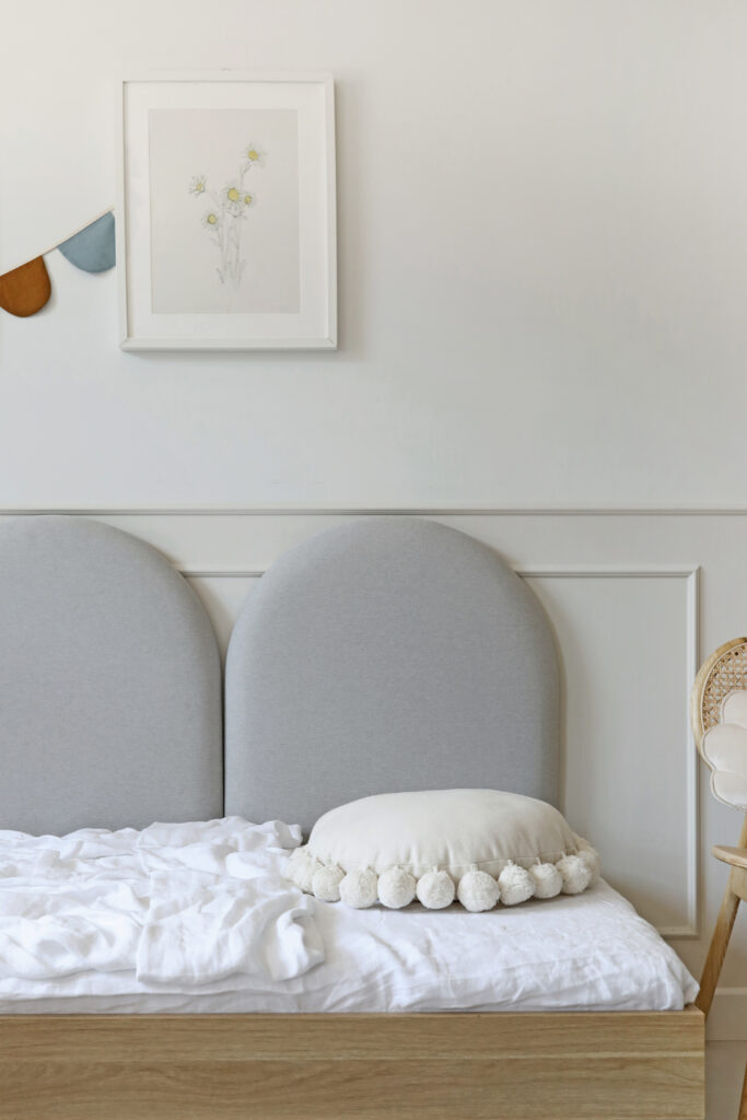 Łóżko z panelami ściennymi SOFA BOX BASIC