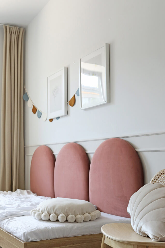 Łóżko z panelami ściennymi SOFA BOX BASIC