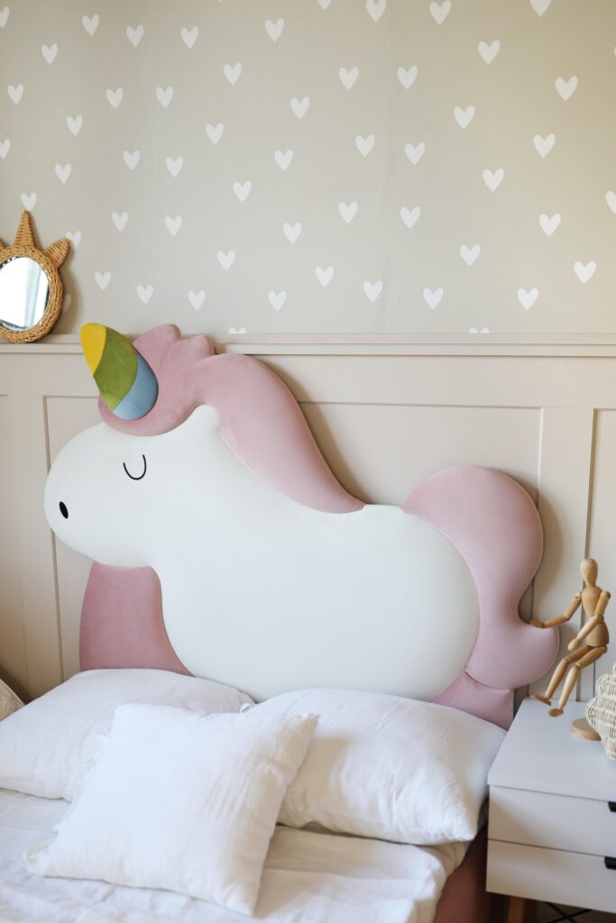 Łóżko dziecięce jednorożec UNICORN LEGS TEXTI