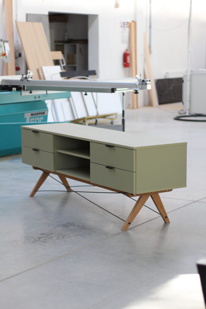 Szafka RTV SIDEBOARD