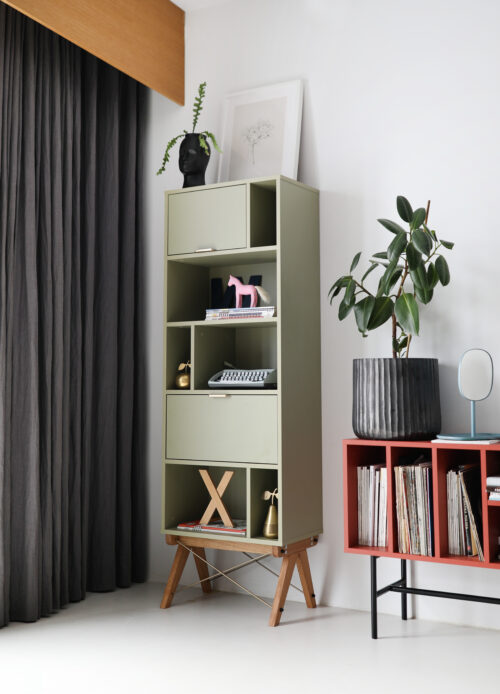 Wąski regał TALL POCKET SLIM
