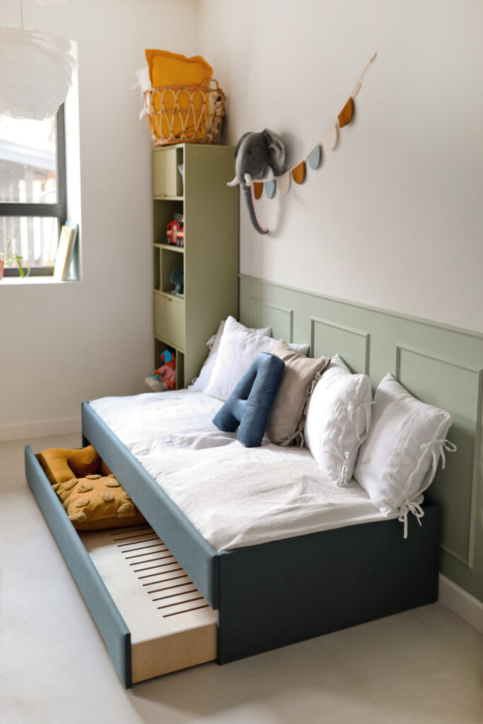 Podwójne łóżko DOUBLE BED