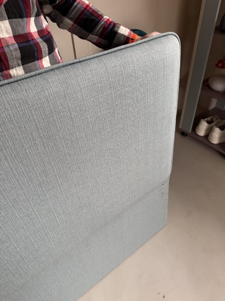Wyprzedaż! Niebieskie łóżko REDU niskie lub wysokie nóżki, wąski materac 80cm
